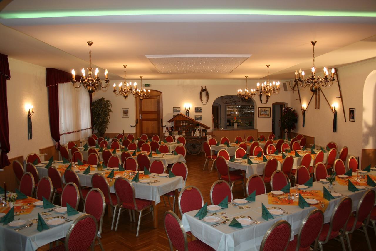 Familienhotel Zur Linde Panschwitz-Kuckau Exteriér fotografie
