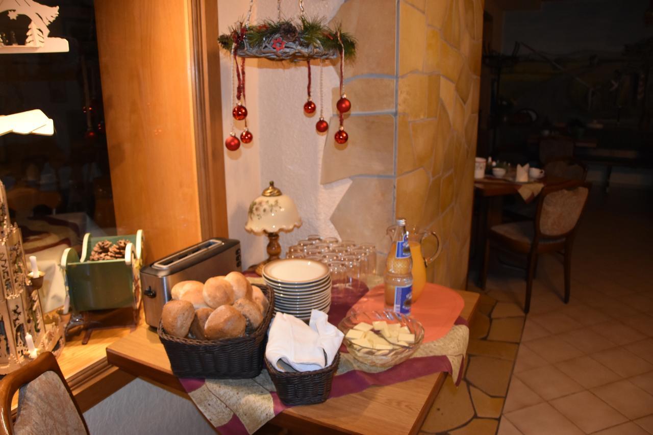 Familienhotel Zur Linde Panschwitz-Kuckau Exteriér fotografie