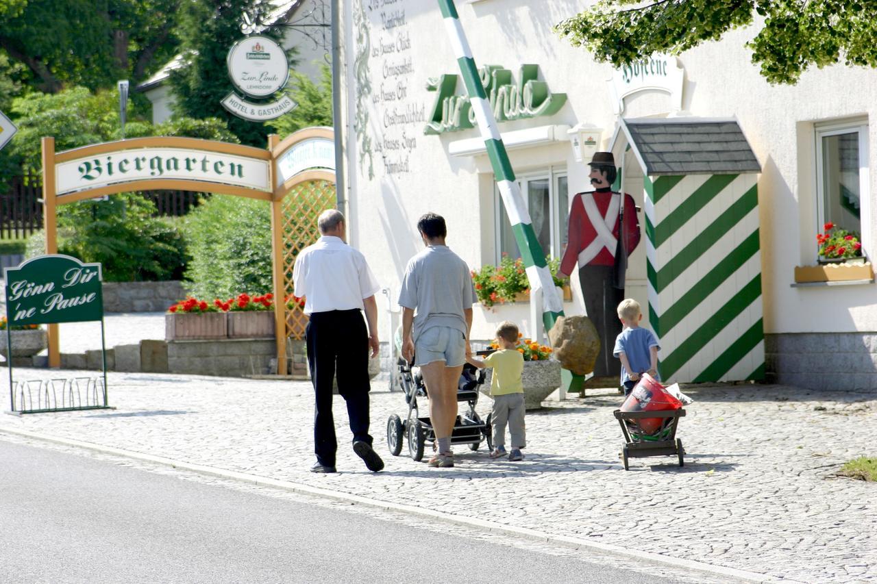 Familienhotel Zur Linde Panschwitz-Kuckau Exteriér fotografie